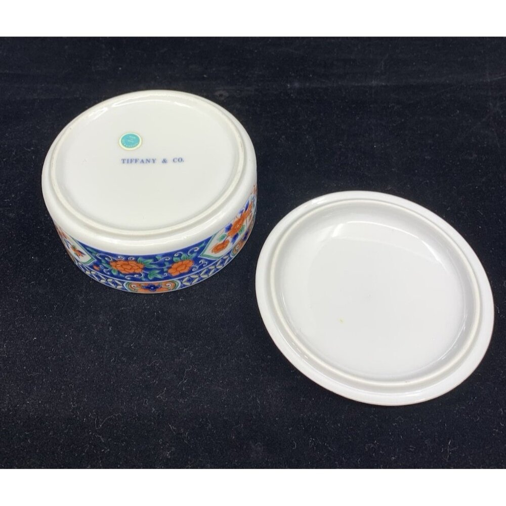 Tiffany & Co Porcelain Trinket Box Imari Style Blue Floral Lid 3.75" Round - Picture 7 of 7